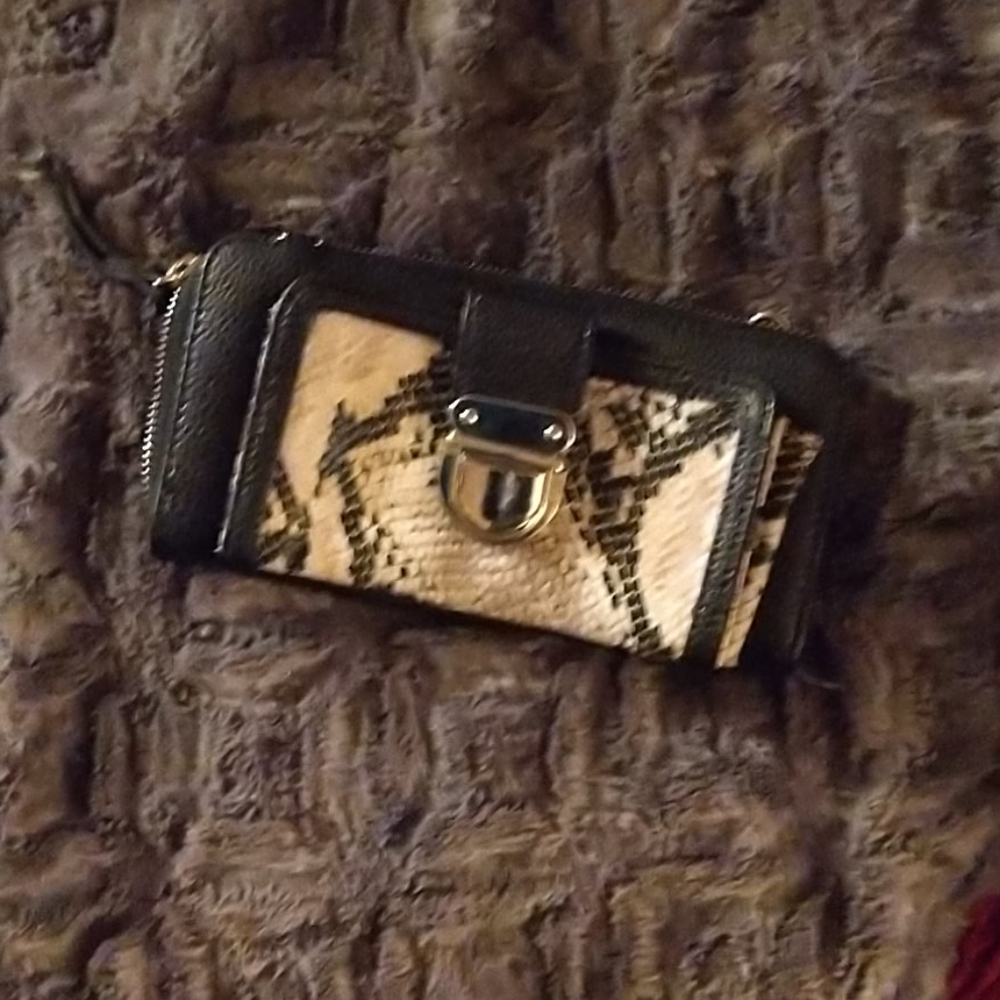 Snake leather wallet